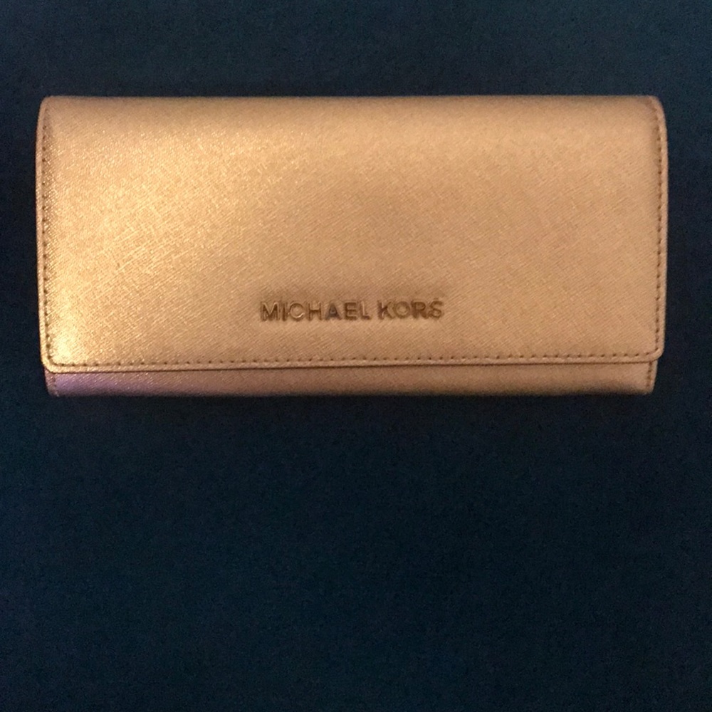 Michael kors gold wallet